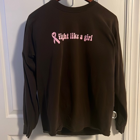 Pre-loved long sleeved T-shirt from a breast cancer fundraiser. - Picture 1 of 6